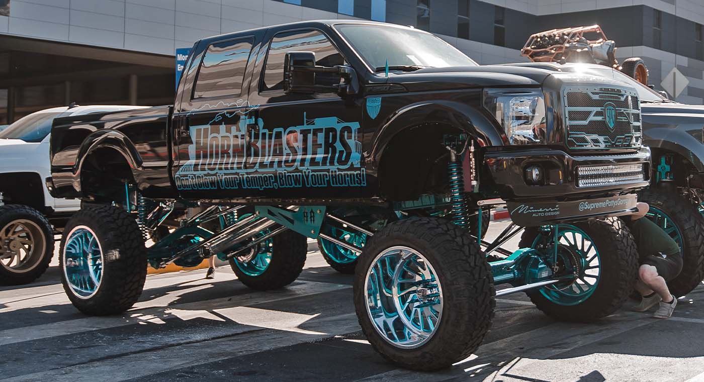 Door to Door Vinyl HornBlasters Train Logo