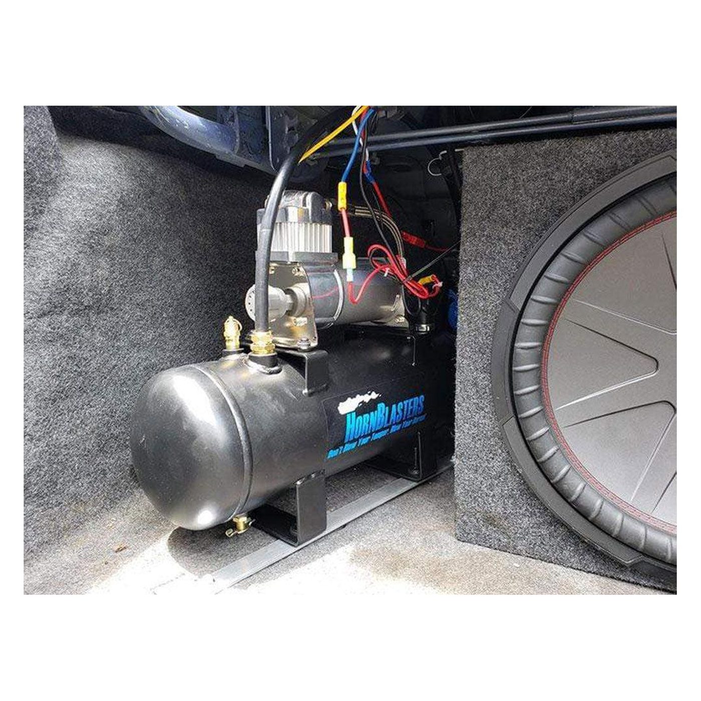 HornBlasters Tug-37 228H Tug Air Horn Kit 